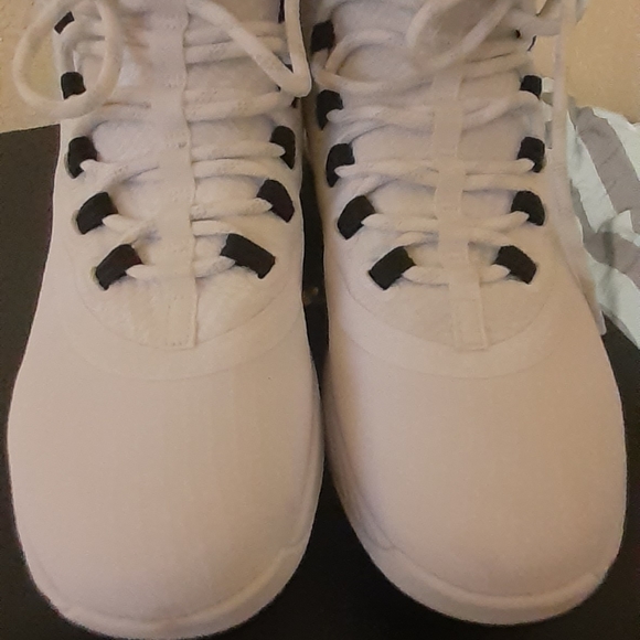 Air Jordan Ultra Fly 2 - Picture 4 of 5